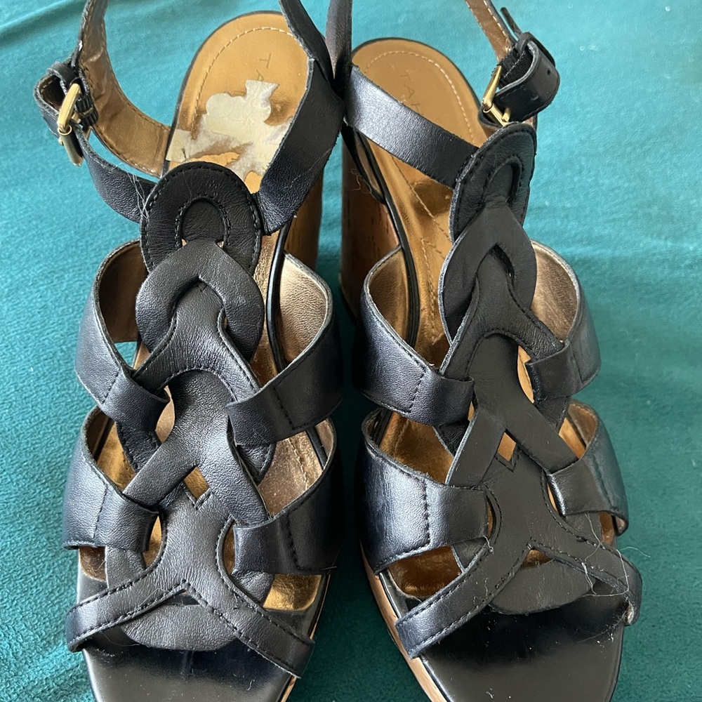 Elegant Black Leather Women's Sandals Tahari size 10